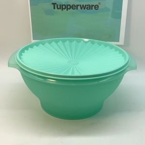 Tupperware Servalier Salad Bowl 4.3 Liter